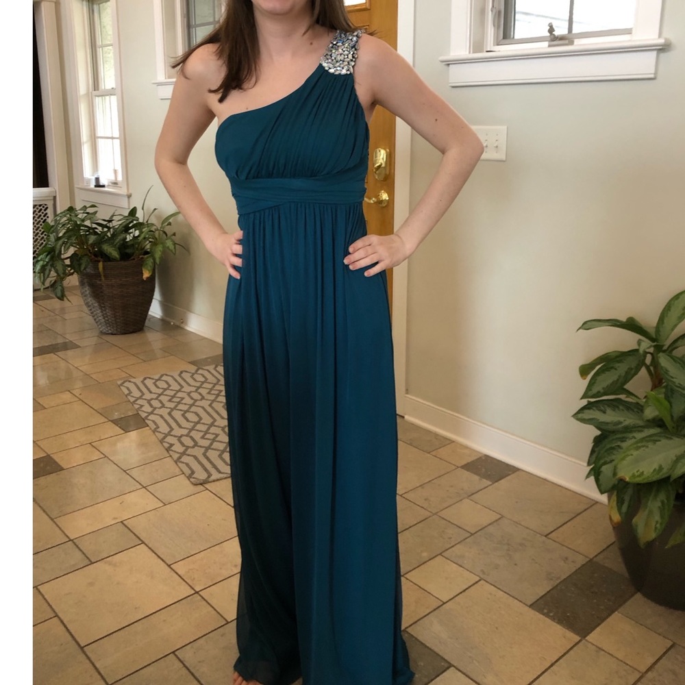 Emerald Green Prom Dress Size 3